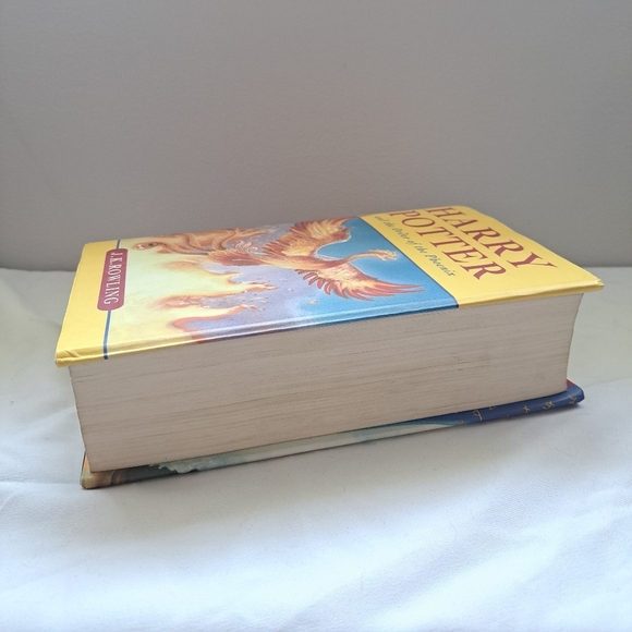 Harry Potter and the Order of the Phoenix Novel by J. K. Rowling - Picture 2 of 14